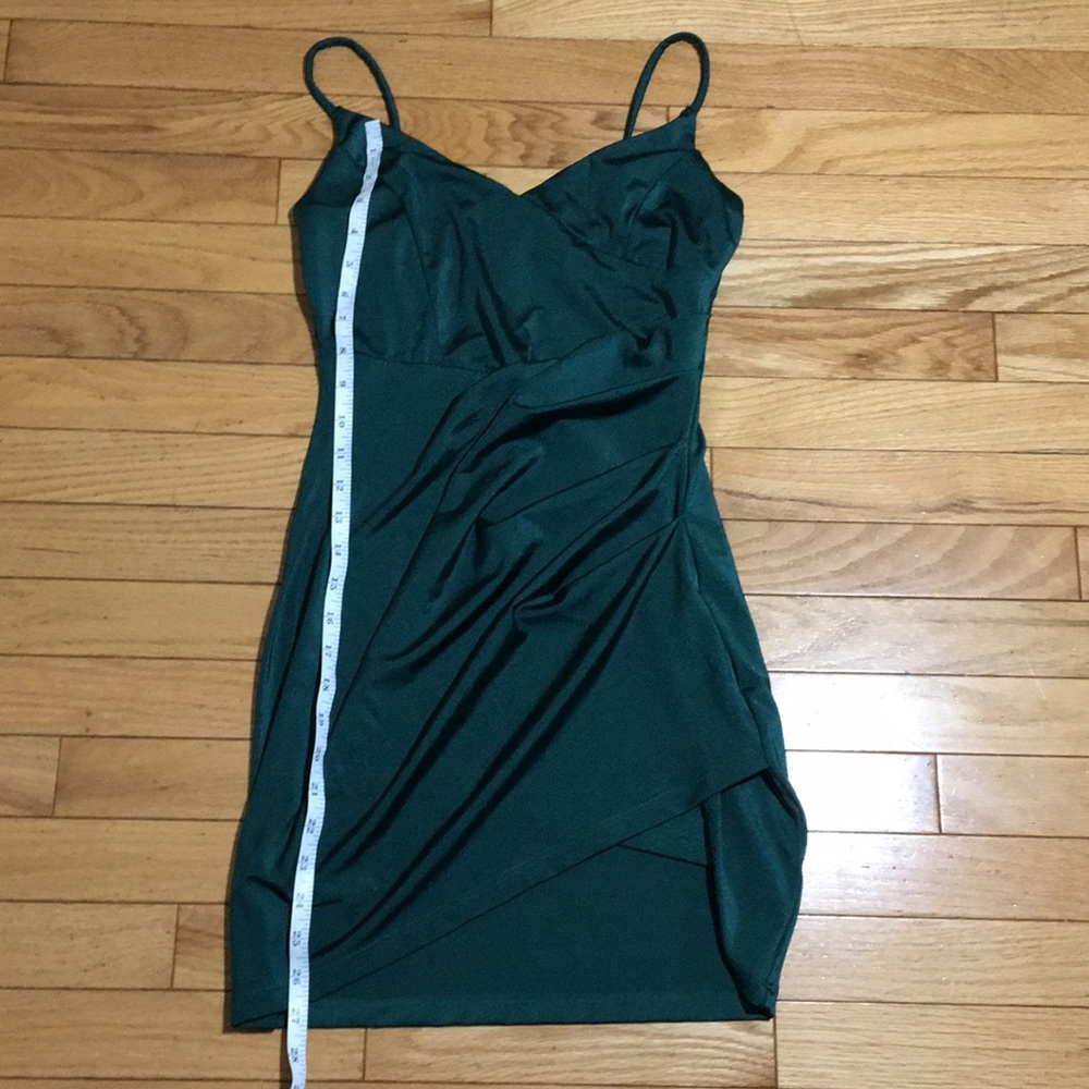 Windsor Luxe Satin Mini Dress Size M Cowl Neck Hunter Green - Picture 9 of 9